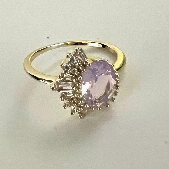 oomiay Jewelry - Moonstone ring size 5